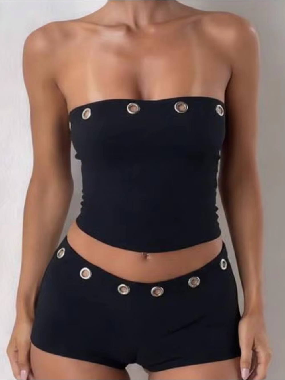 SHEIN Black Strapless Eyelet Tube Top